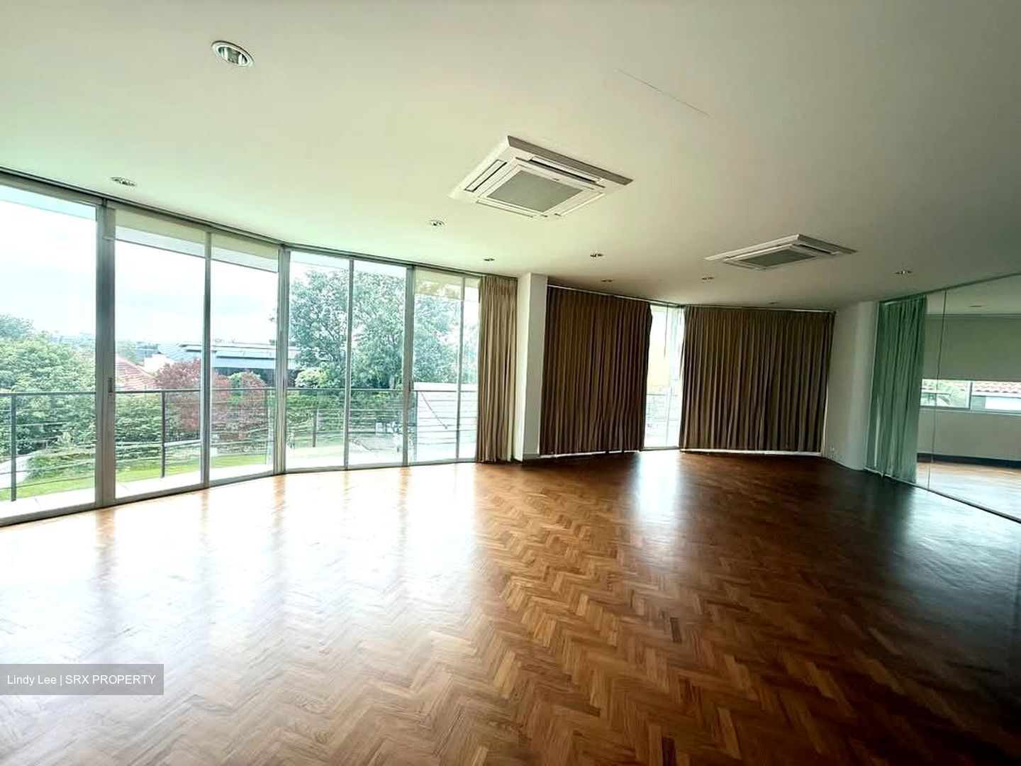 Second Avenue (D10), Detached #563475661